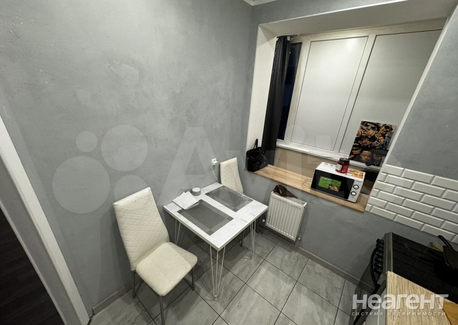 Продается 1-комнатная квартира, 33 м²