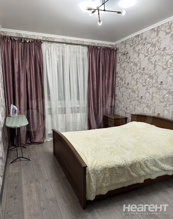 Сдается 1-комнатная квартира, 48 м²