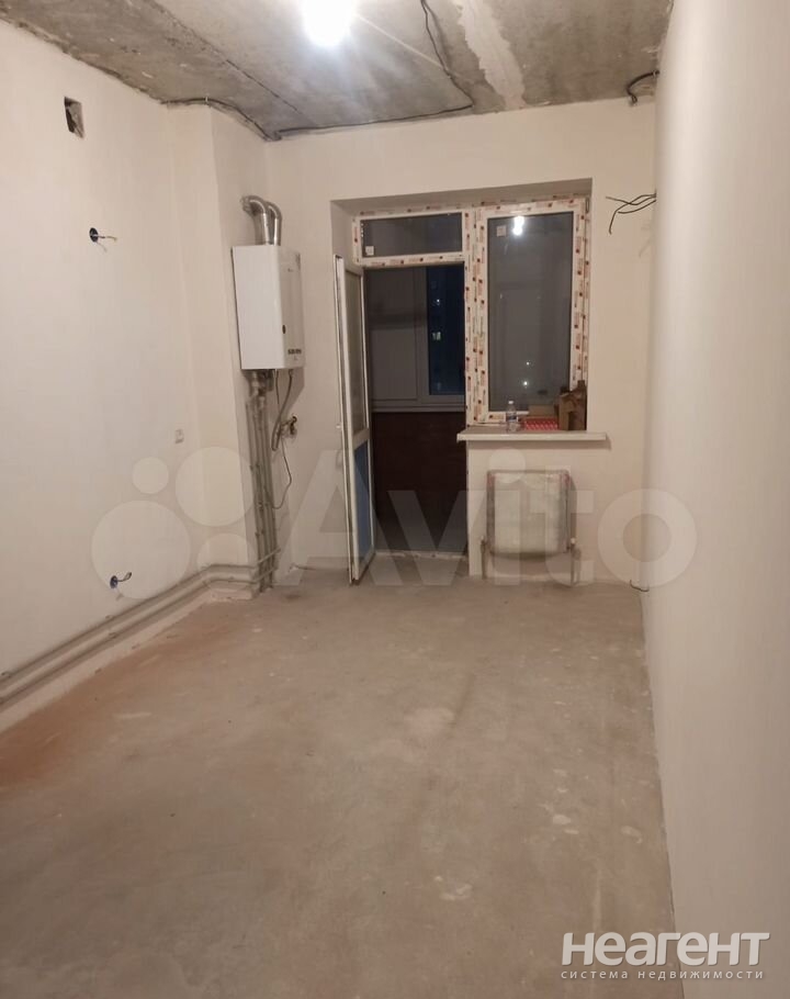 Продается 1-комнатная квартира, 39 м²