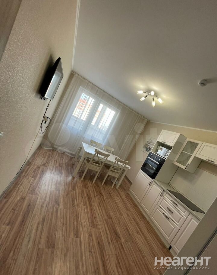 Продается 2-х комнатная квартира, 65 м²