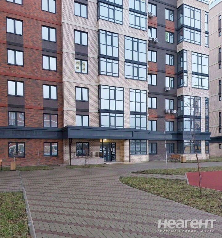 Продается 1-комнатная квартира, 40 м²