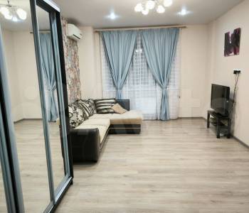 Сдается 1-комнатная квартира, 41 м²