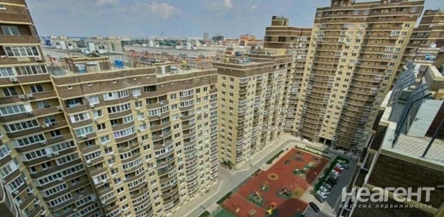 Продается 1-комнатная квартира, 32 м²