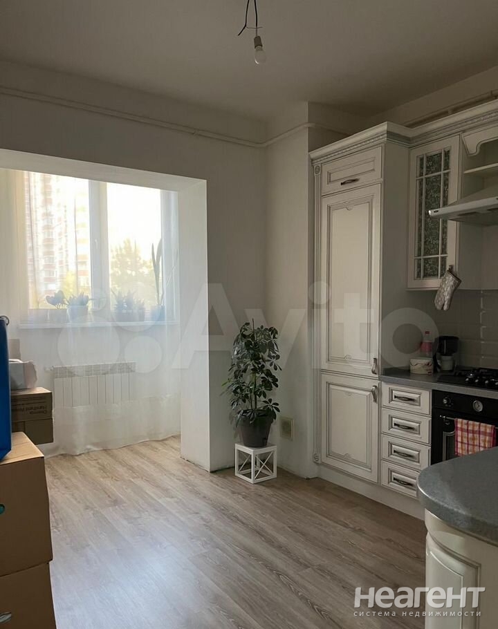 Продается 2-х комнатная квартира, 57,7 м²