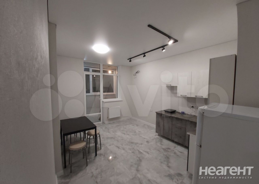 Сдается 2-х комнатная квартира, 70 м²