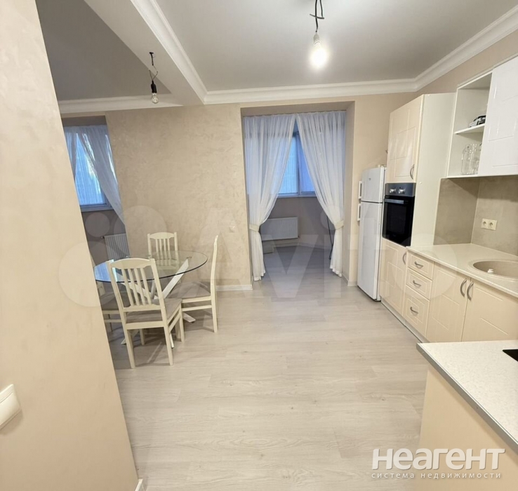 Продается 2-х комнатная квартира, 70 м²