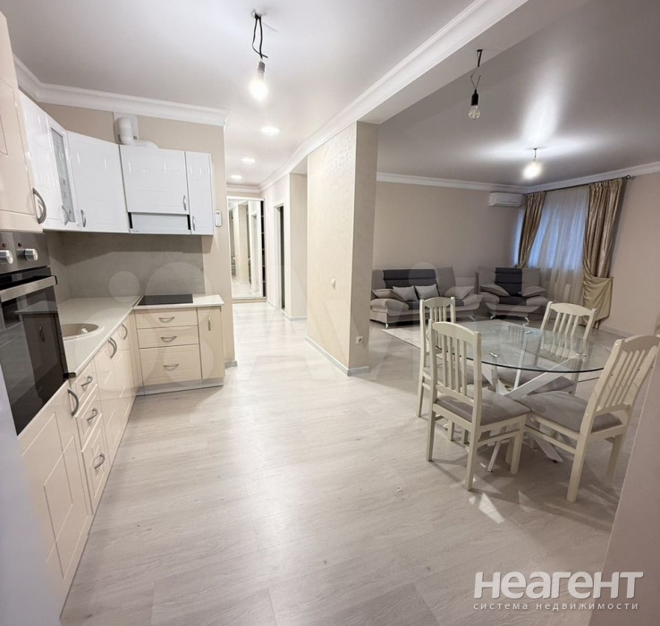 Продается 2-х комнатная квартира, 70 м²