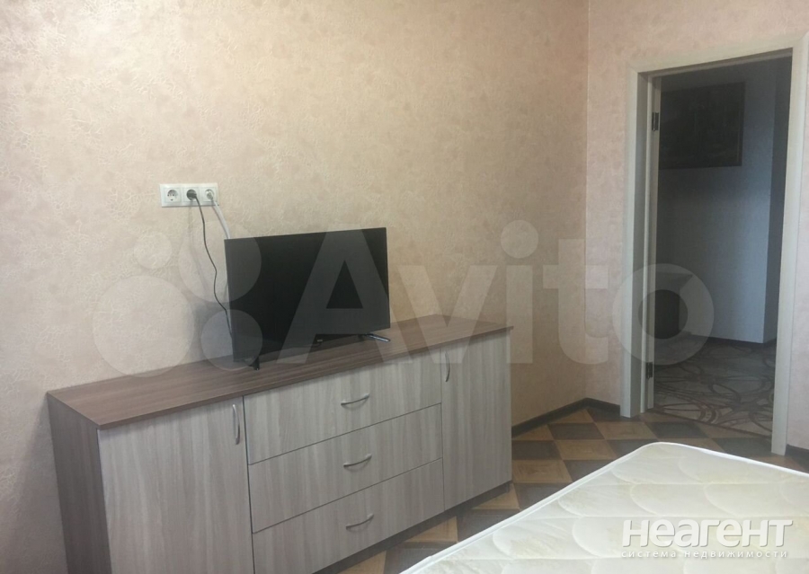 Продается 3-х комнатная квартира, 100 м²