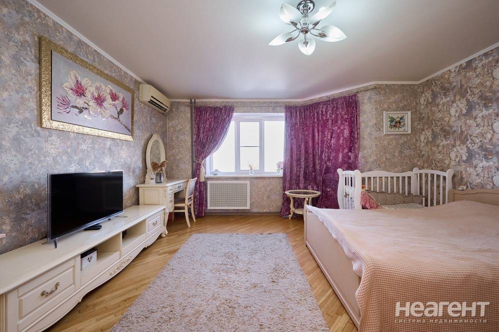 Продается 1-комнатная квартира, 49,8 м²