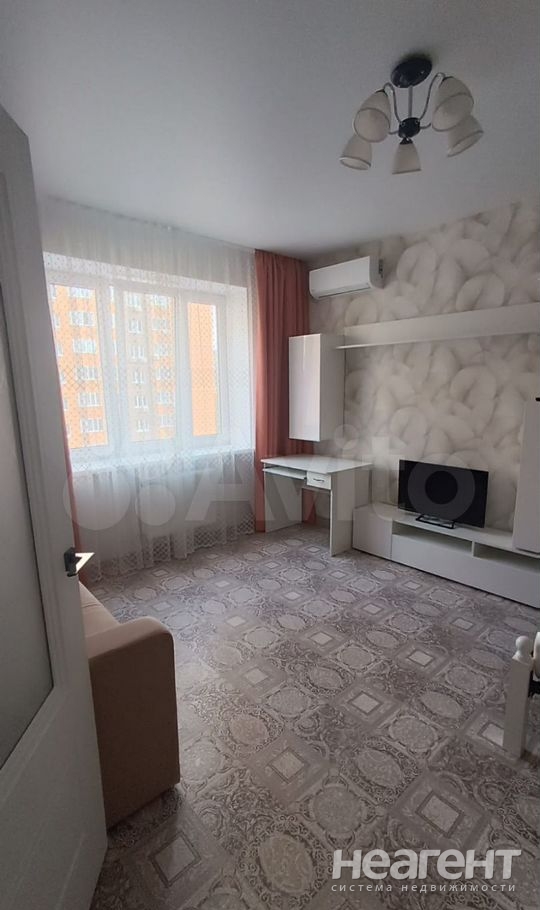 Сдается 1-комнатная квартира, 36,6 м²