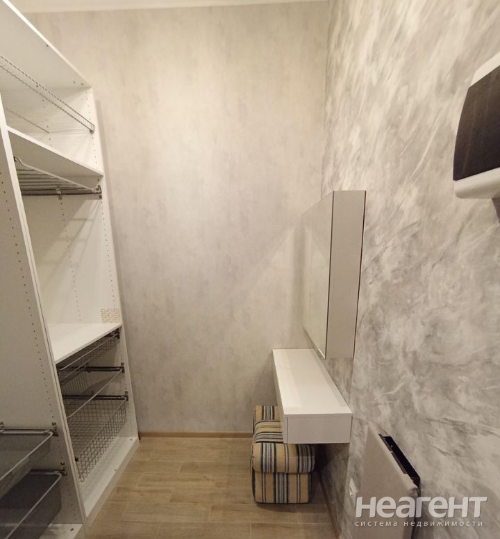 Сдается Многокомнатная квартира, 104 м²