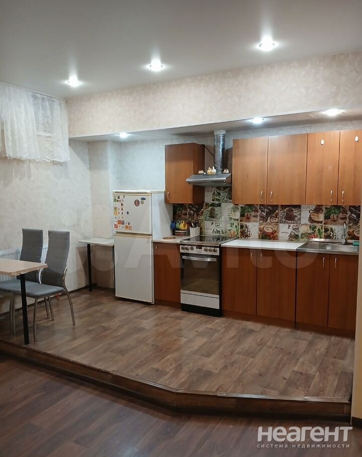 Сдается 1-комнатная квартира, 41 м²