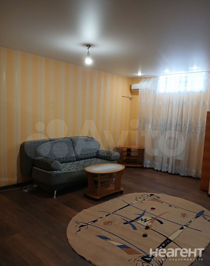 Сдается 1-комнатная квартира, 41 м²