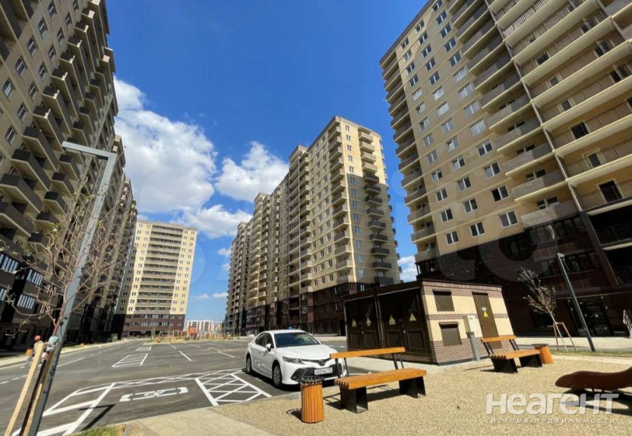 Продается 1-комнатная квартира, 38,3 м²