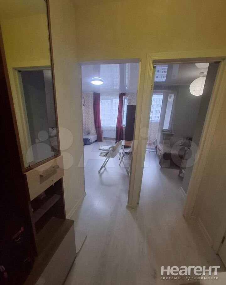 Продается 1-комнатная квартира, 38 м²