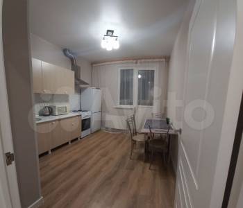 Сдается 1-комнатная квартира, 37 м²