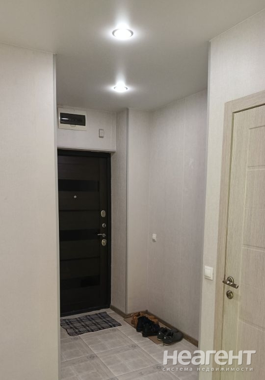 Сдается 2-х комнатная квартира, 61 м²