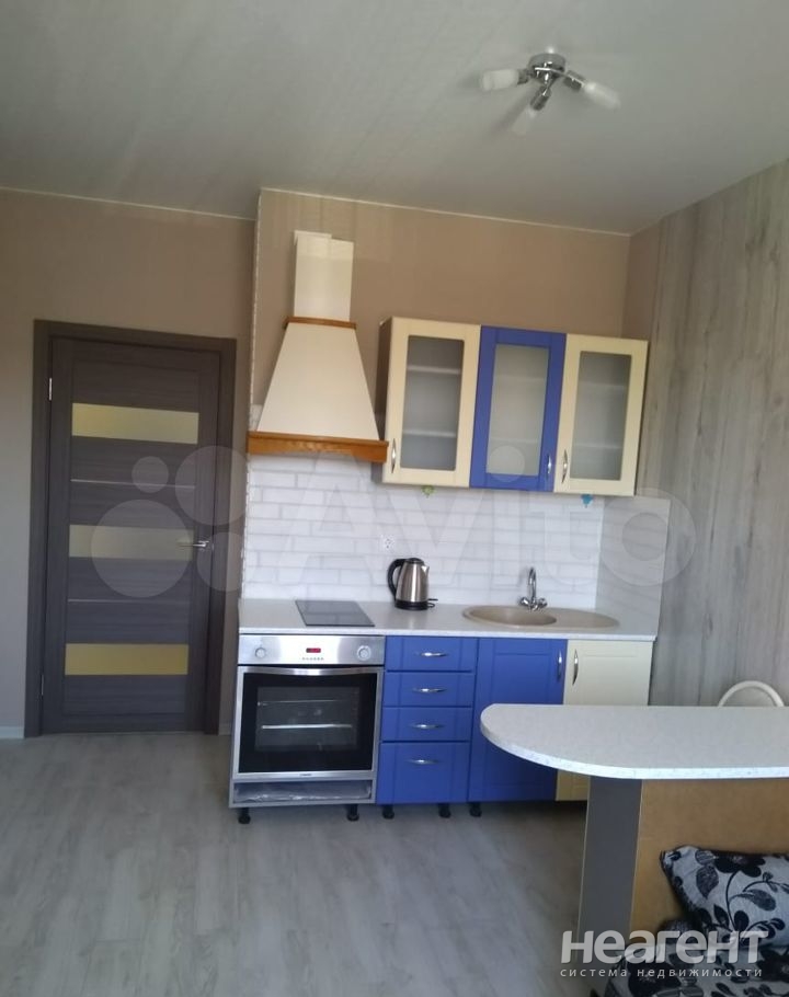 Сдается 1-комнатная квартира, 41 м²