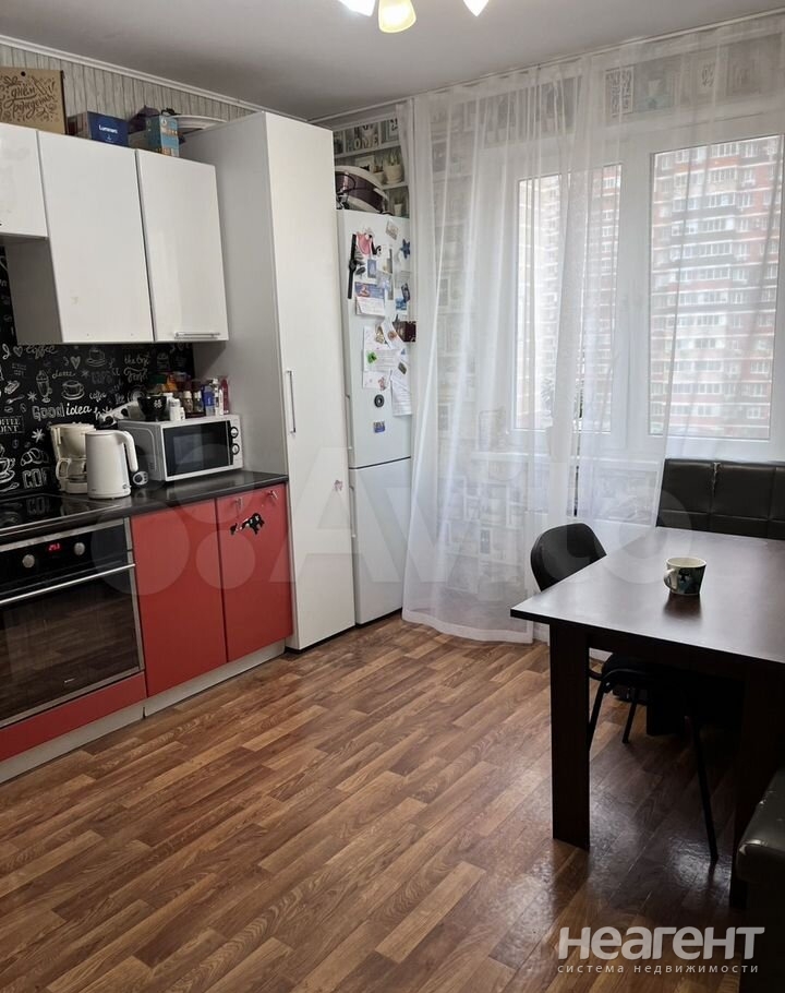 Продается 2-х комнатная квартира, 56 м²