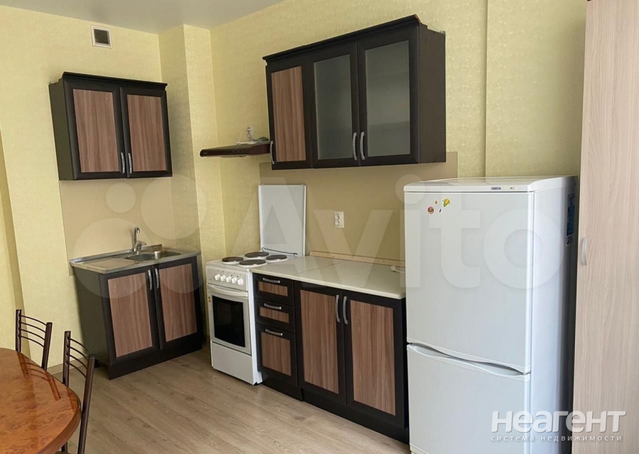 Продается 2-х комнатная квартира, 54 м²