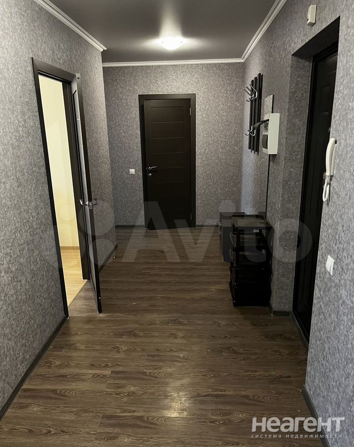 Сдается 2-х комнатная квартира, 65 м²