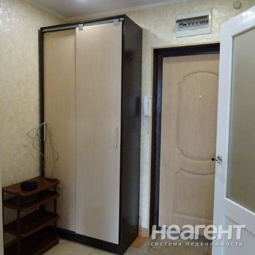 Сдается 1-комнатная квартира, 38 м²