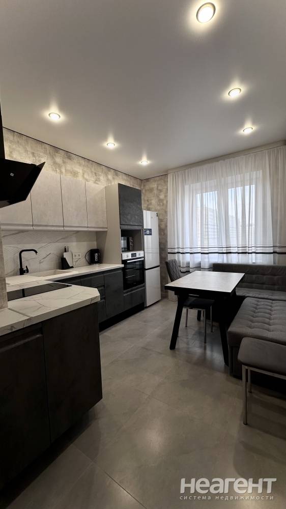 Сдается 2-х комнатная квартира, 56 м²