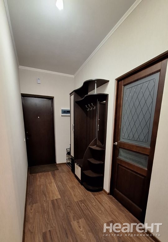 Сдается 1-комнатная квартира, 44 м²