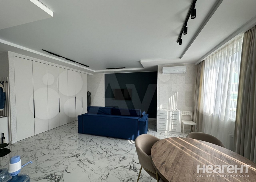 Сдается 1-комнатная квартира, 39 м²