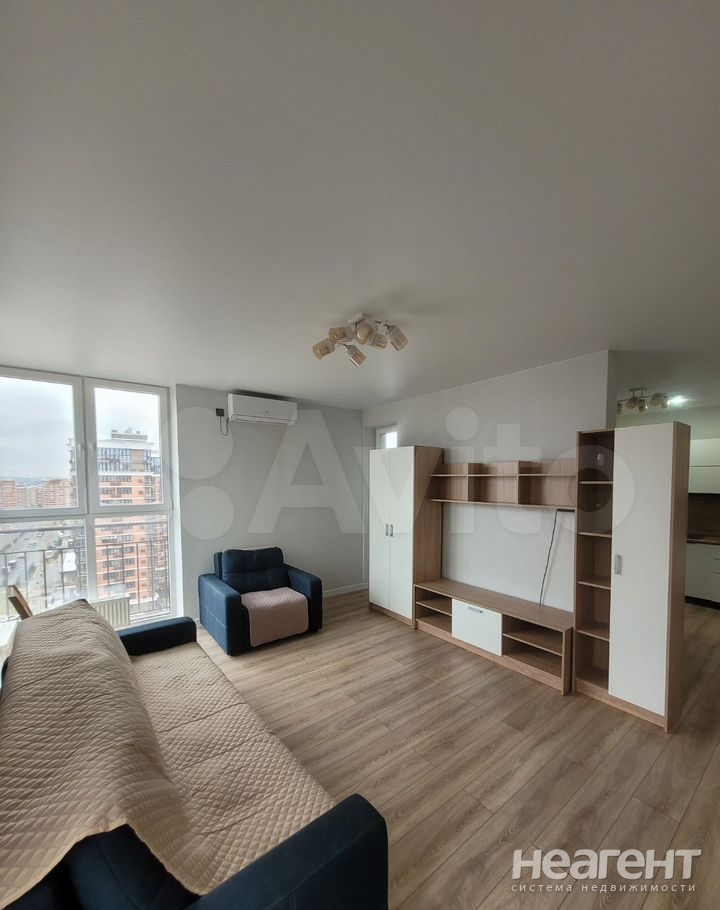 Сдается 2-х комнатная квартира, 65 м²