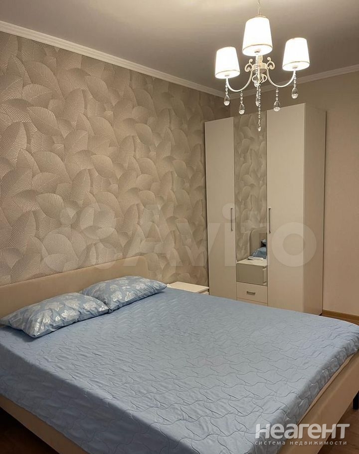 Сдается Многокомнатная квартира, 85 м²