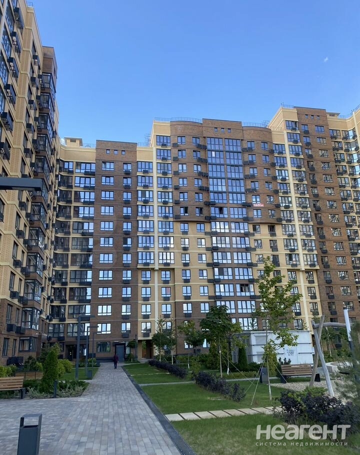 Сдается Многокомнатная квартира, 85 м²