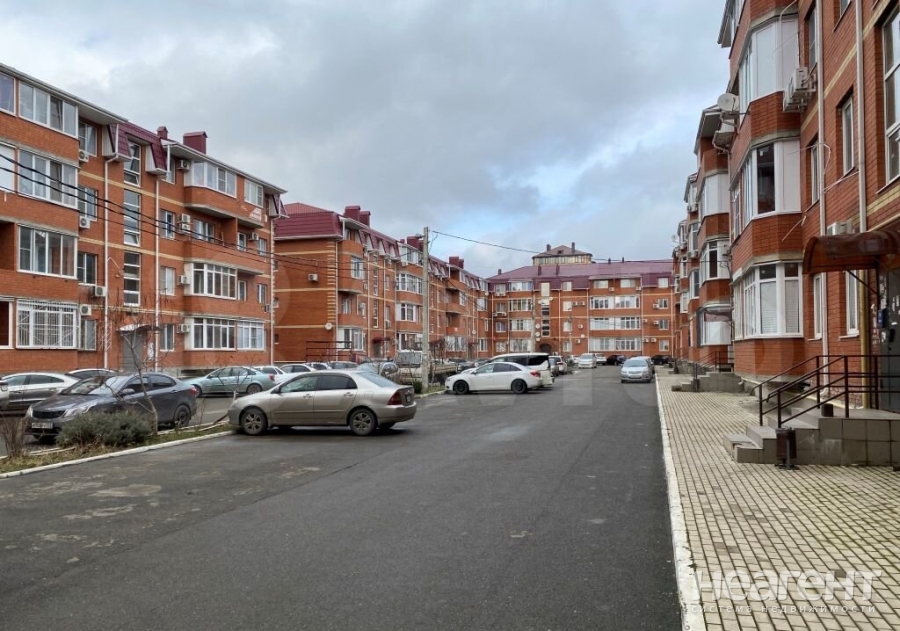 Продается 2-х комнатная квартира, 60 м²