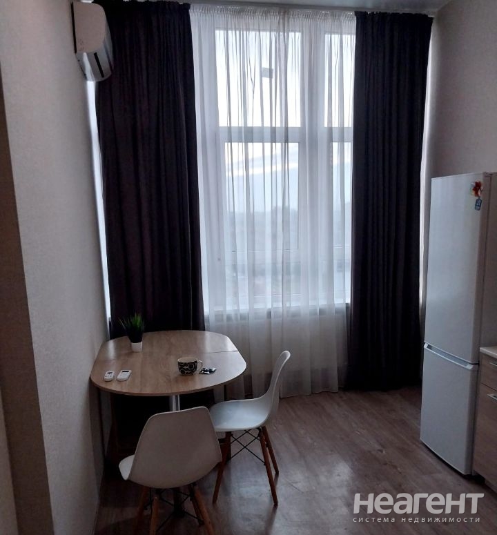 Сдается 2-х комнатная квартира, 70 м²