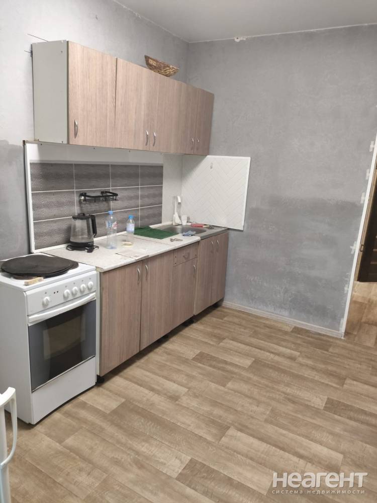 Продается 1-комнатная квартира, 39 м²