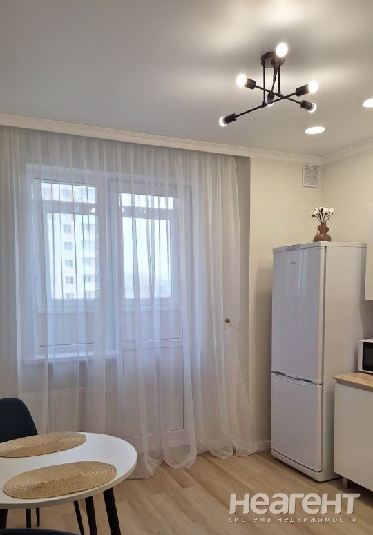 Сдается 1-комнатная квартира, 37 м²