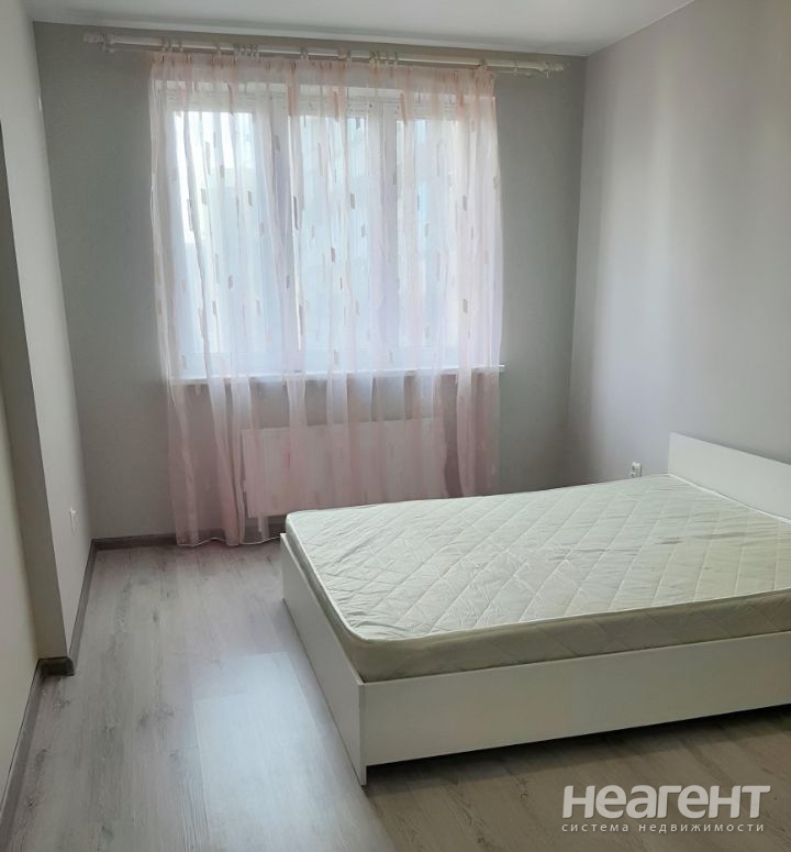 Сдается 1-комнатная квартира, 39 м²