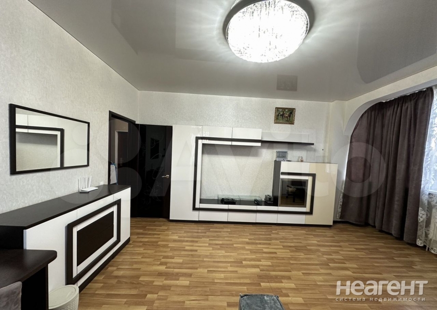 Сдается 1-комнатная квартира, 47 м²