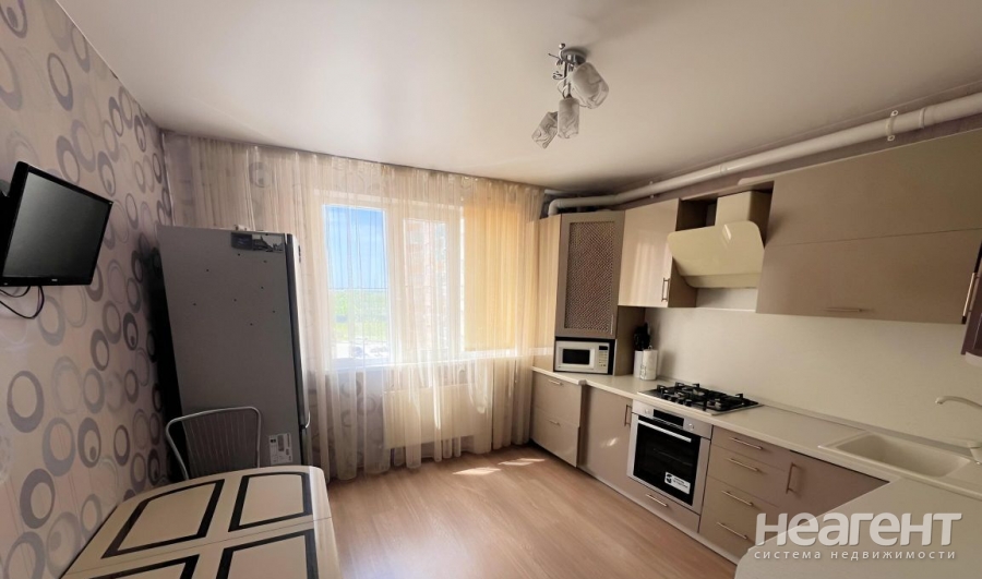 Продается 1-комнатная квартира, 40 м²