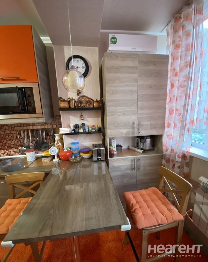 Продается 2-х комнатная квартира, 58,2 м²