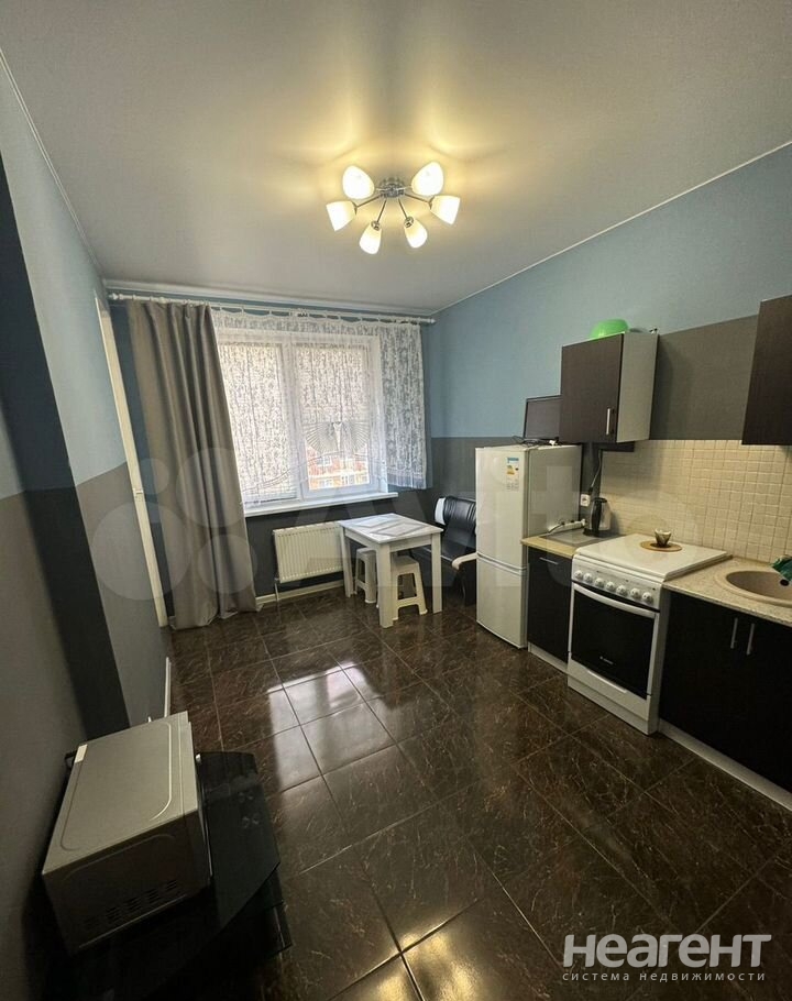 Сдается 1-комнатная квартира, 32 м²