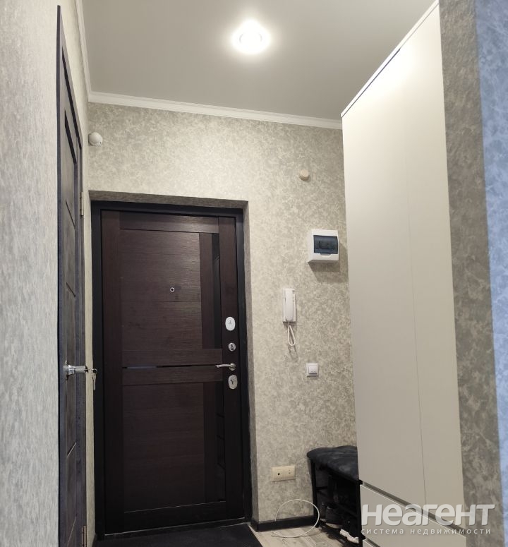 Сдается 1-комнатная квартира, 35 м²