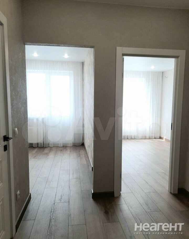 Продается 1-комнатная квартира, 38 м²