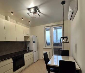 Сдается 1-комнатная квартира, 39 м²