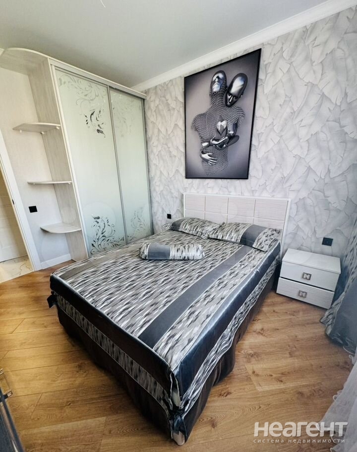 Сдается 1-комнатная квартира, 44 м²