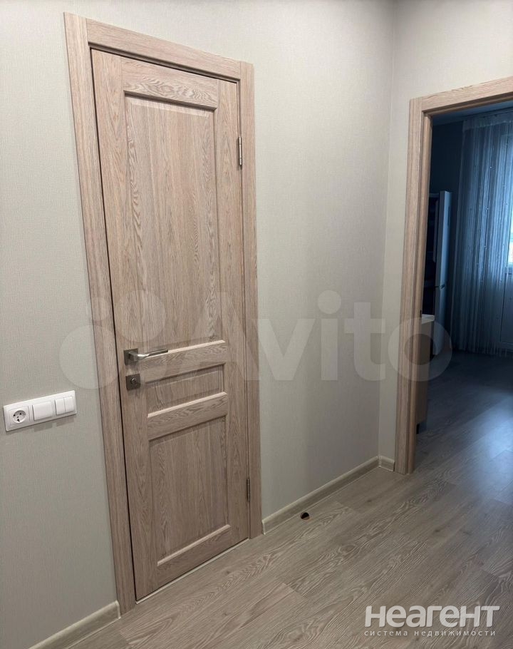 Сдается 1-комнатная квартира, 40 м²