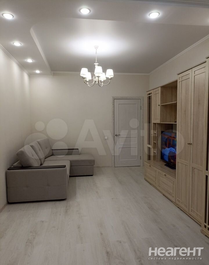 Продается 1-комнатная квартира, 41,3 м²