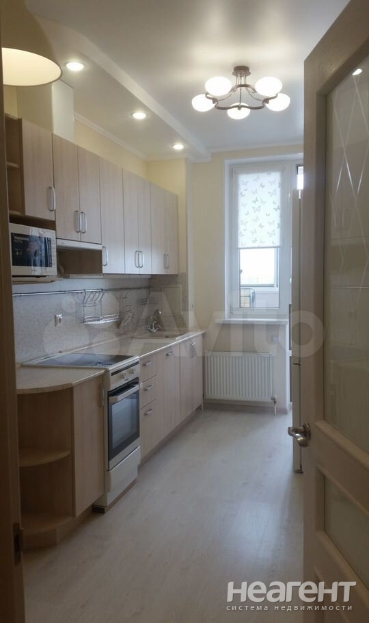 Продается 1-комнатная квартира, 41,3 м²