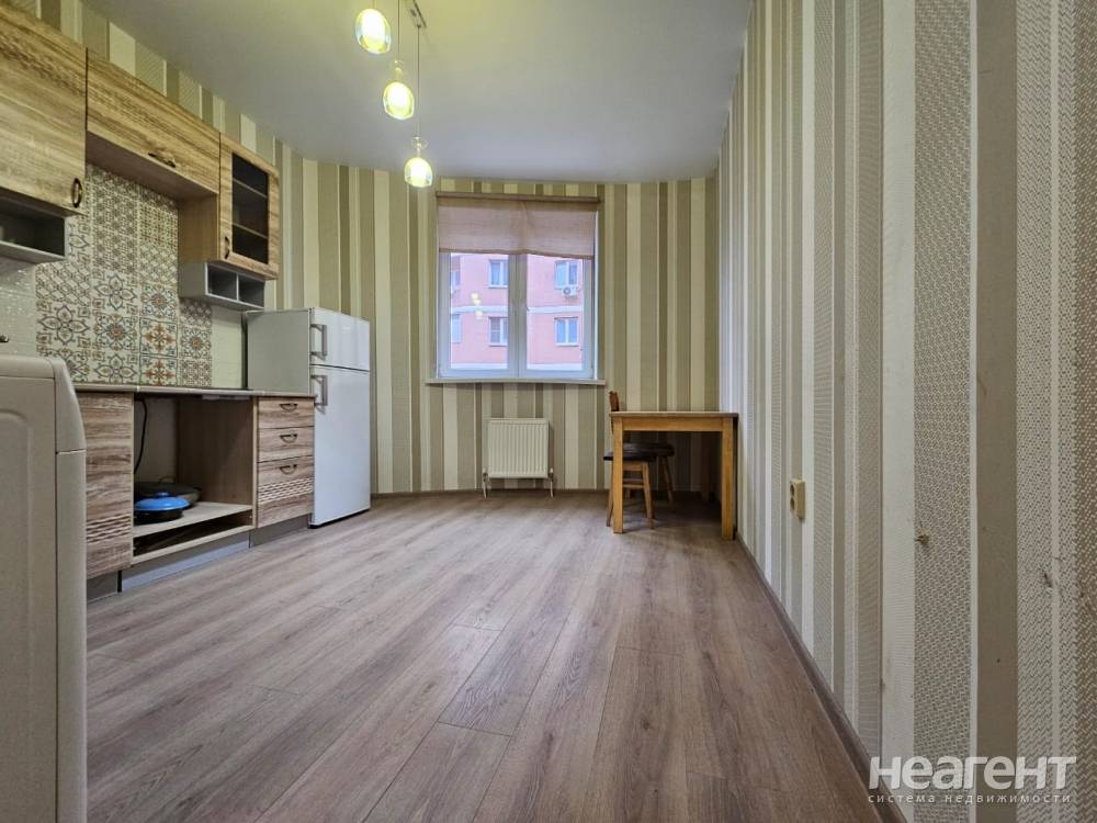 Сдается 1-комнатная квартира, 36,2 м²