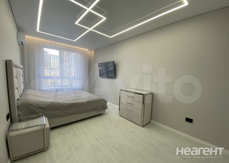 Сдается 1-комнатная квартира, 50 м²